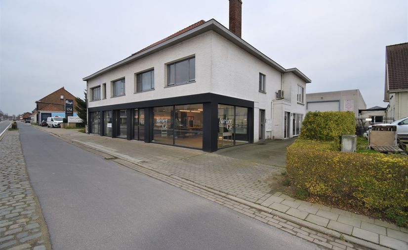 Baanwinkel te huur in Zedelgem