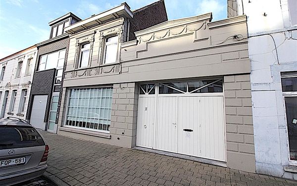 Charmant huis te koop in Roeselare