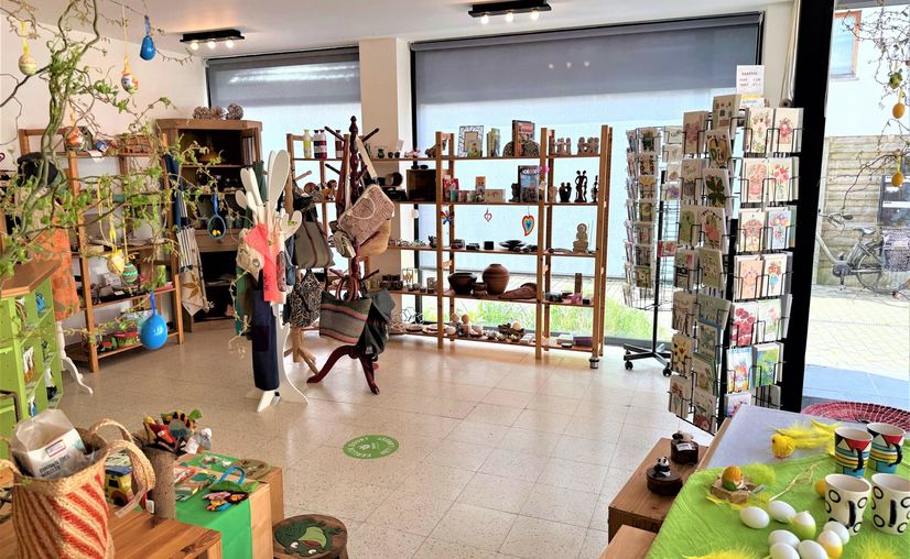 Commercieel gelijkvloers te huur in Beernem