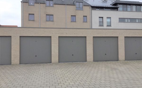 Garage for rent in Beernem