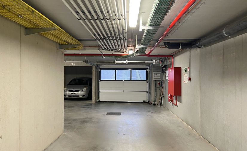 Gesloten garagebox te huur in Beernem