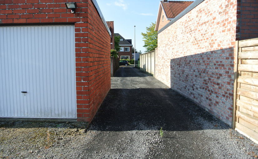 Gesloten garagebox te huur in Beernem