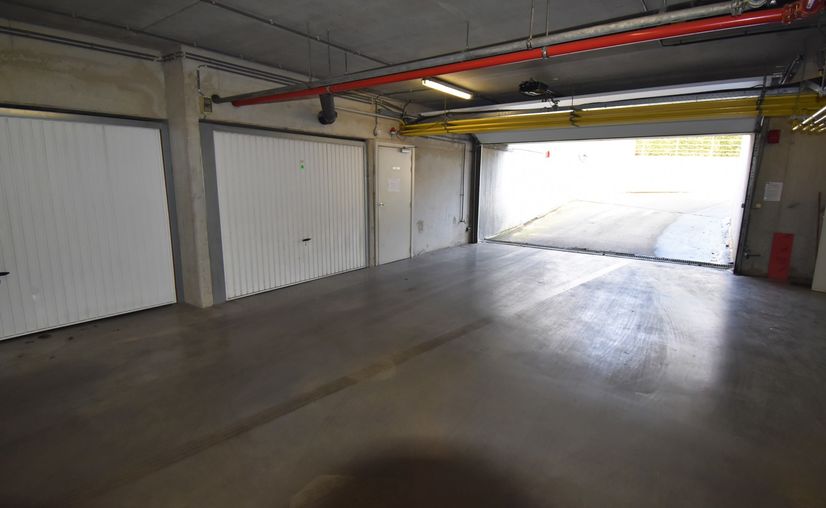 Gesloten garagebox te huur in Beernem