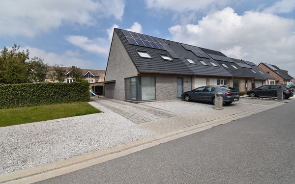 House for rent in Beernem