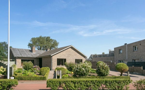 House for sale in Beernem