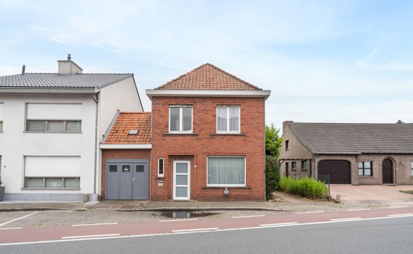 House for sale in Beernem