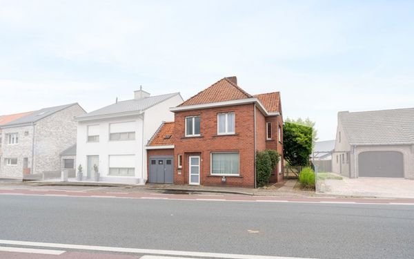 House for sale in Beernem