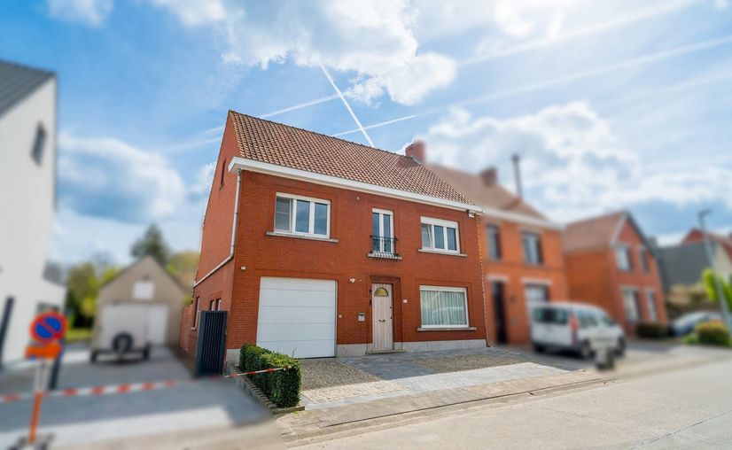 House for sale in Beernem