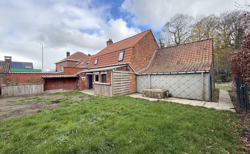 House for sale in Beernem
