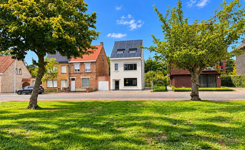 House for sale in Beernem