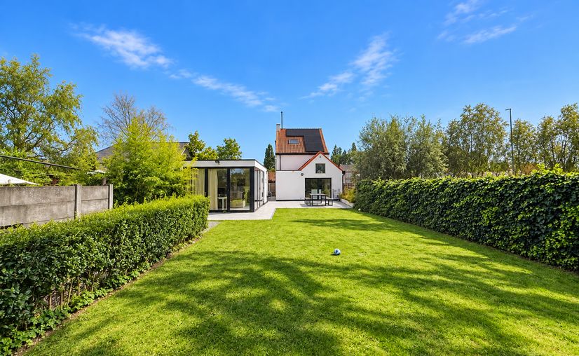 House for sale in Knesselare