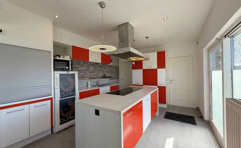 House for sale in Loppem