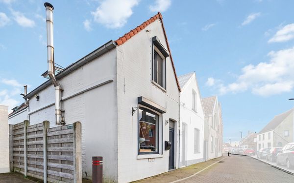 House for sale in Oostkamp