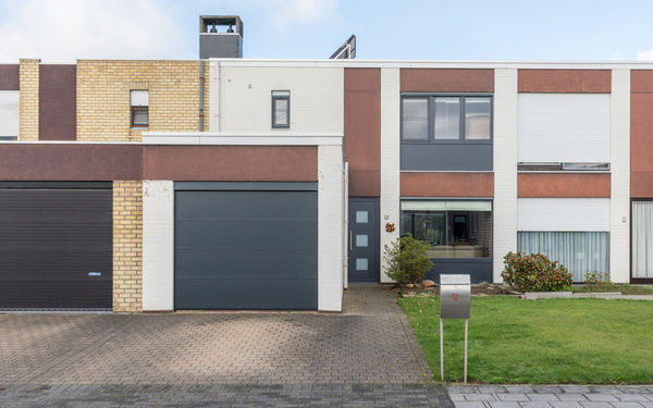 House for sale in Oostkamp