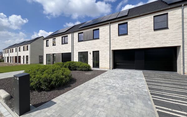 House for sale in Ruiselede
