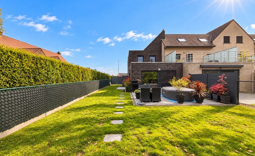 House for sale in Zedelgem