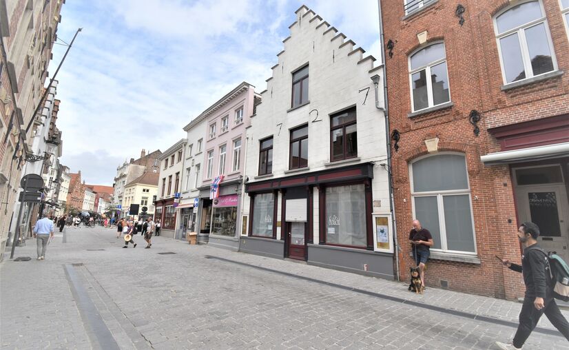 Individual shop for rent in Bruges
