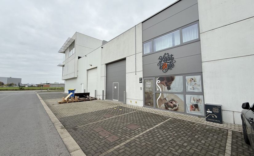 Industrial building for sale in Aalter