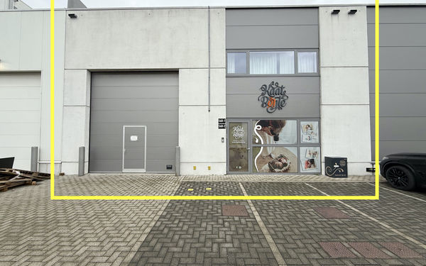Industrial building for sale in Aalter