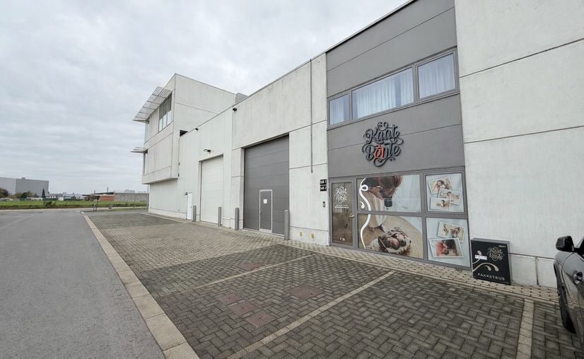 Industrial building for sale in Aalter
