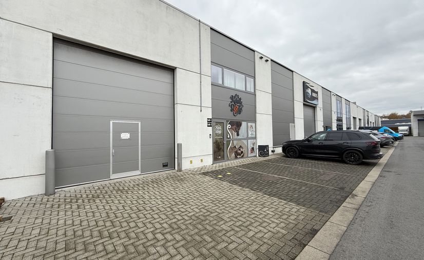 Industrieel gebouw te koop in Aalter