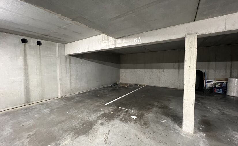Inside parking for rent in Beernem