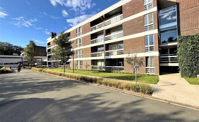 Service flats te koop in Assebroek