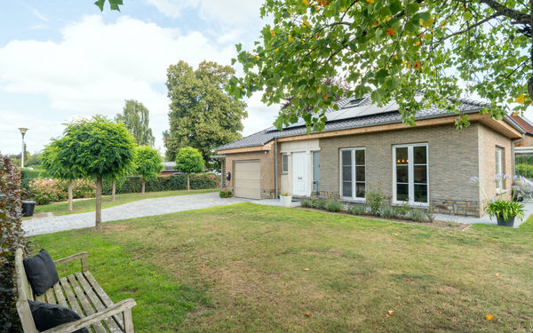 Villa te koop in Aalter