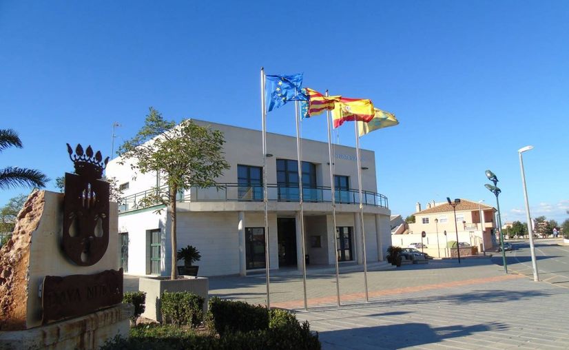 Villa te koop in Daya Nueva